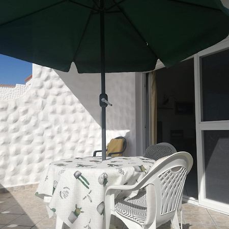 Casa Hibiscus Sehr Schoenes Appartment Zum Relaxen 코스타카르마 외부 사진